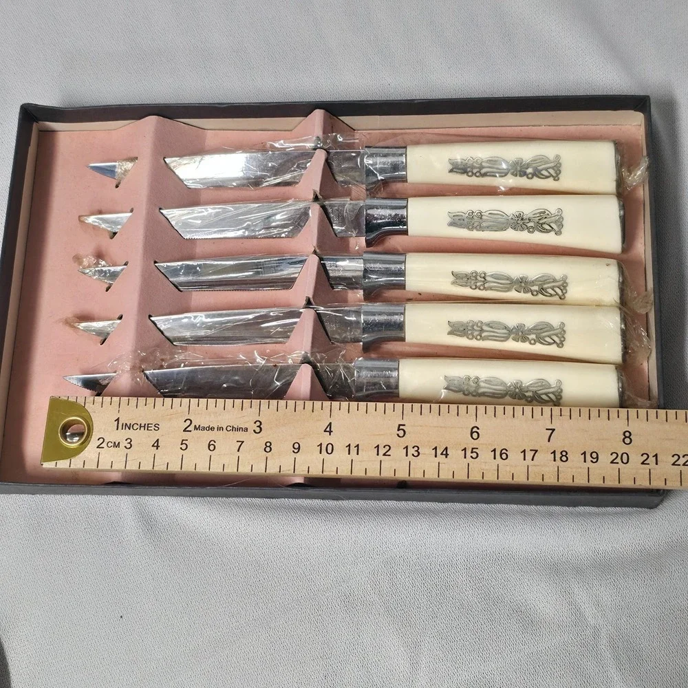 Vintage Armack 6 Piece Steak Knife Set New in Box